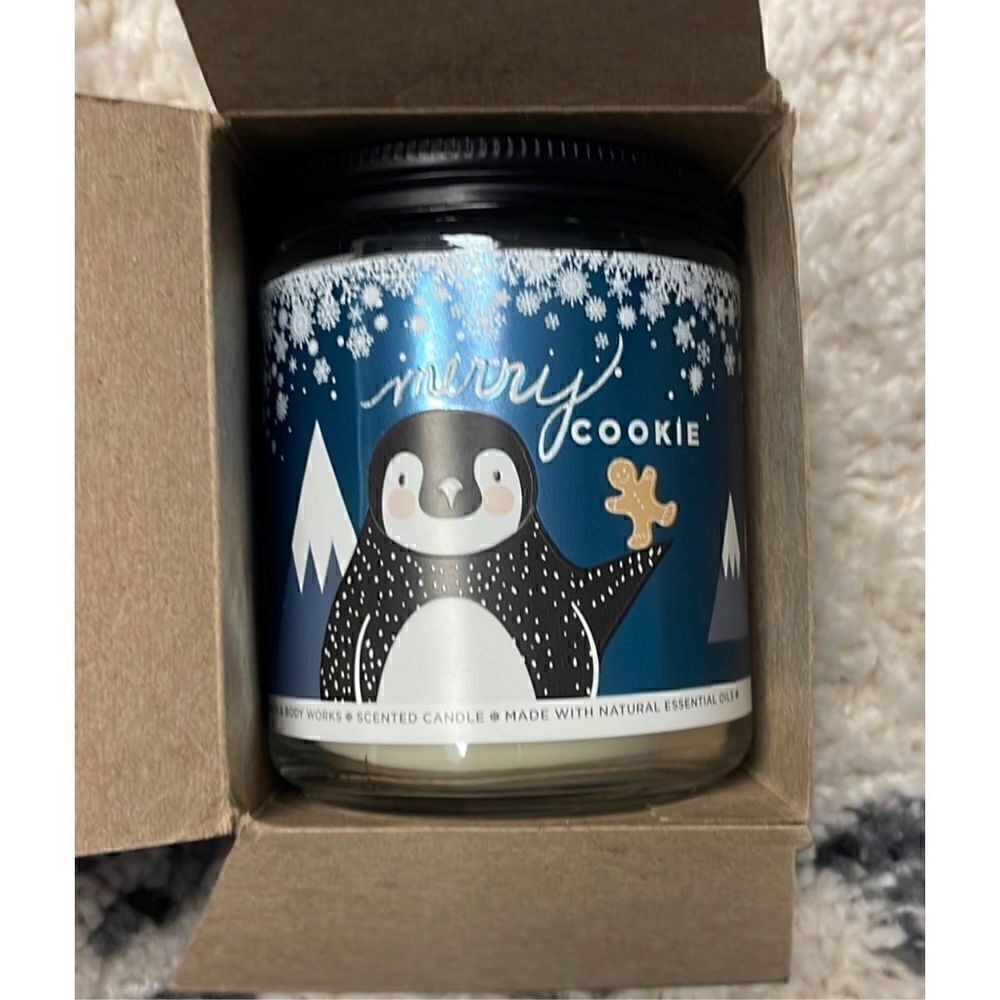 NWT Bath & Body Works Merry Cookie single wick jar candle
